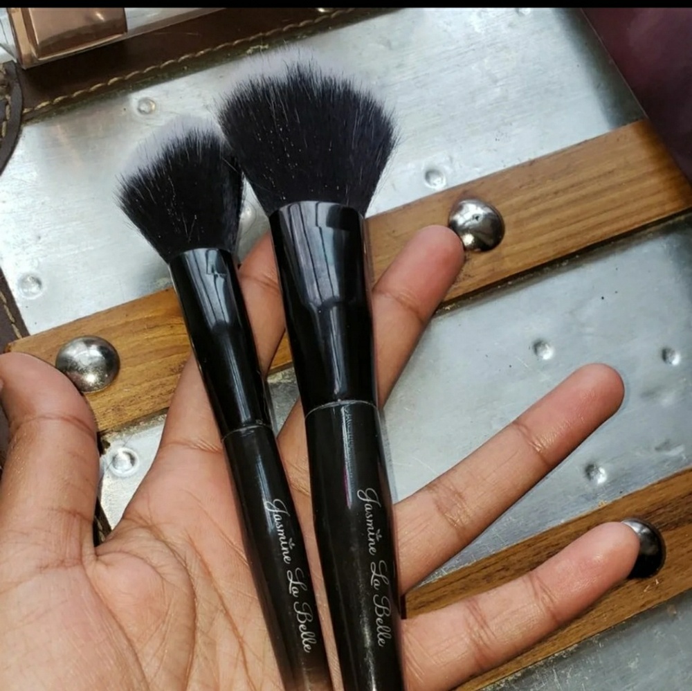÷Sold÷ 2 Ombre tip makeup brushes black clear new